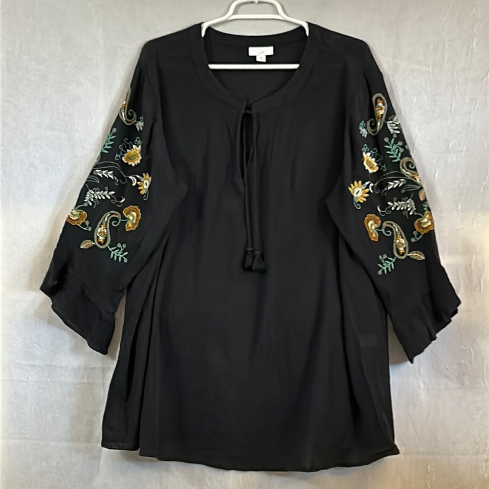 Jjill Peasant Top Black Floral Embroidery 2x Gem